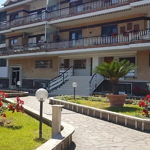 https://ifo-mostacciano-roma.it-romehotels.com